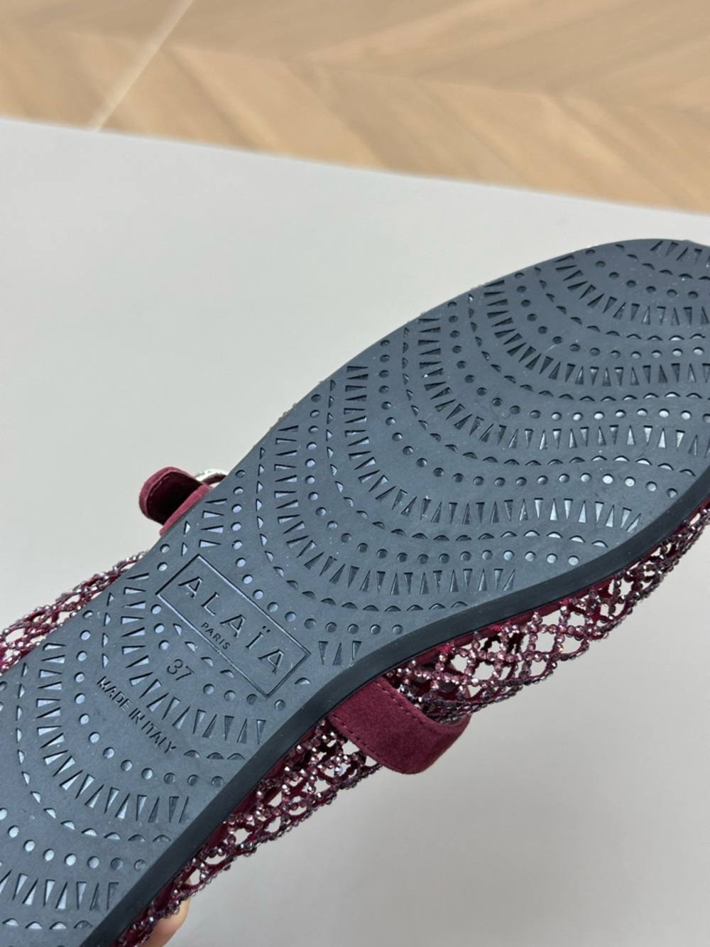 Burgundy Red Alaia Ballet Flats In Strass Fishnet Mary Jane flats - Picture 5 of 6